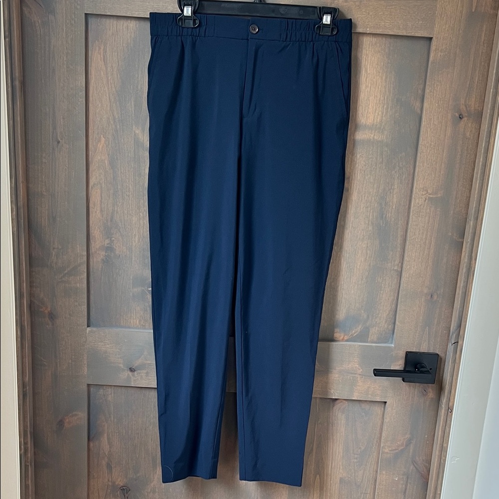 Women’s Banana Republic Navy Blue Light Weight Dress Pants